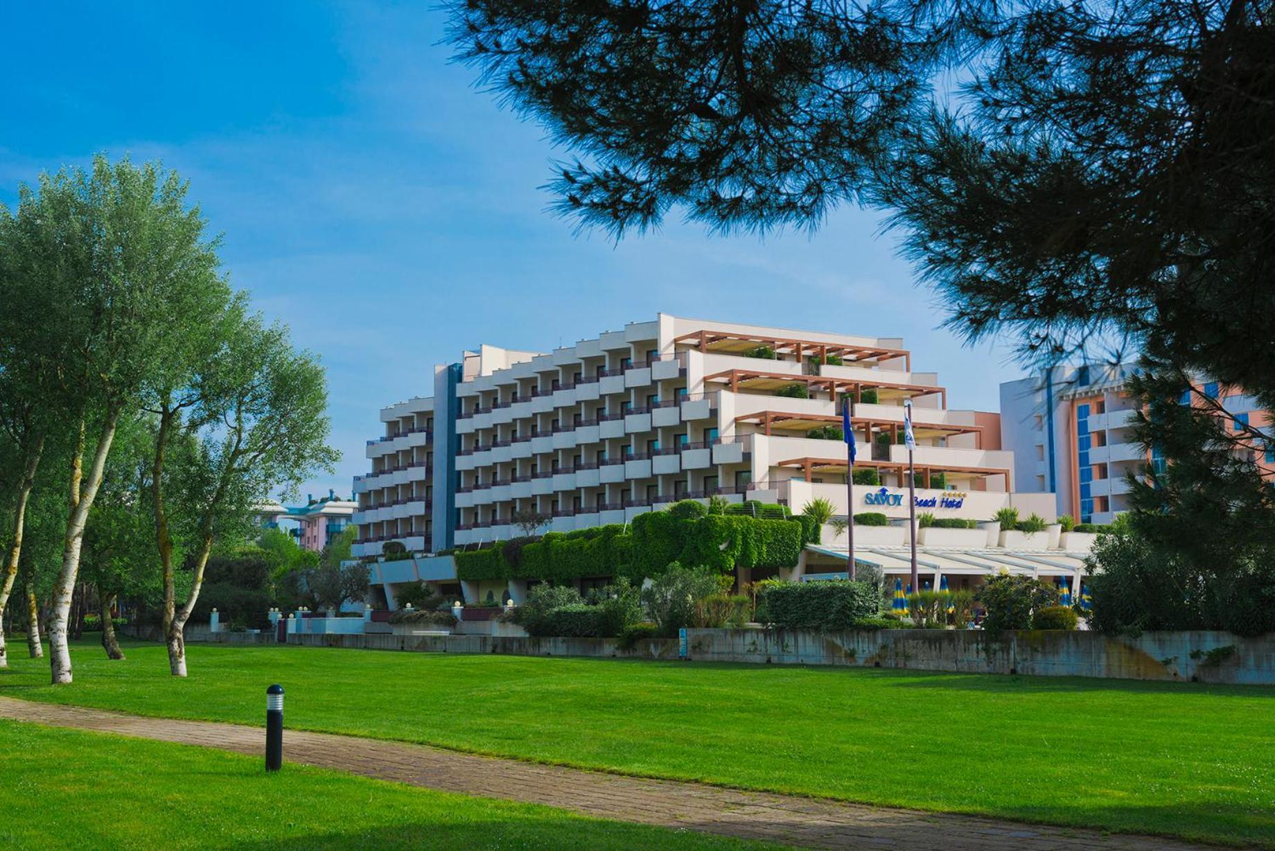 Savoy Beach Hotel & Thermal Spa Бібіоне Екстер'єр фото The European Anti-fraud Office is located in Rue Joseph II, 1049 Brussels, Belgium.
